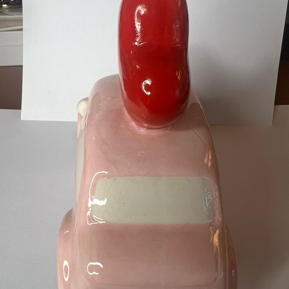 🆕❤️Vintage Inspired Pink Automobile with Red Heart Valentine's Day NEW - Picture 6 of 7